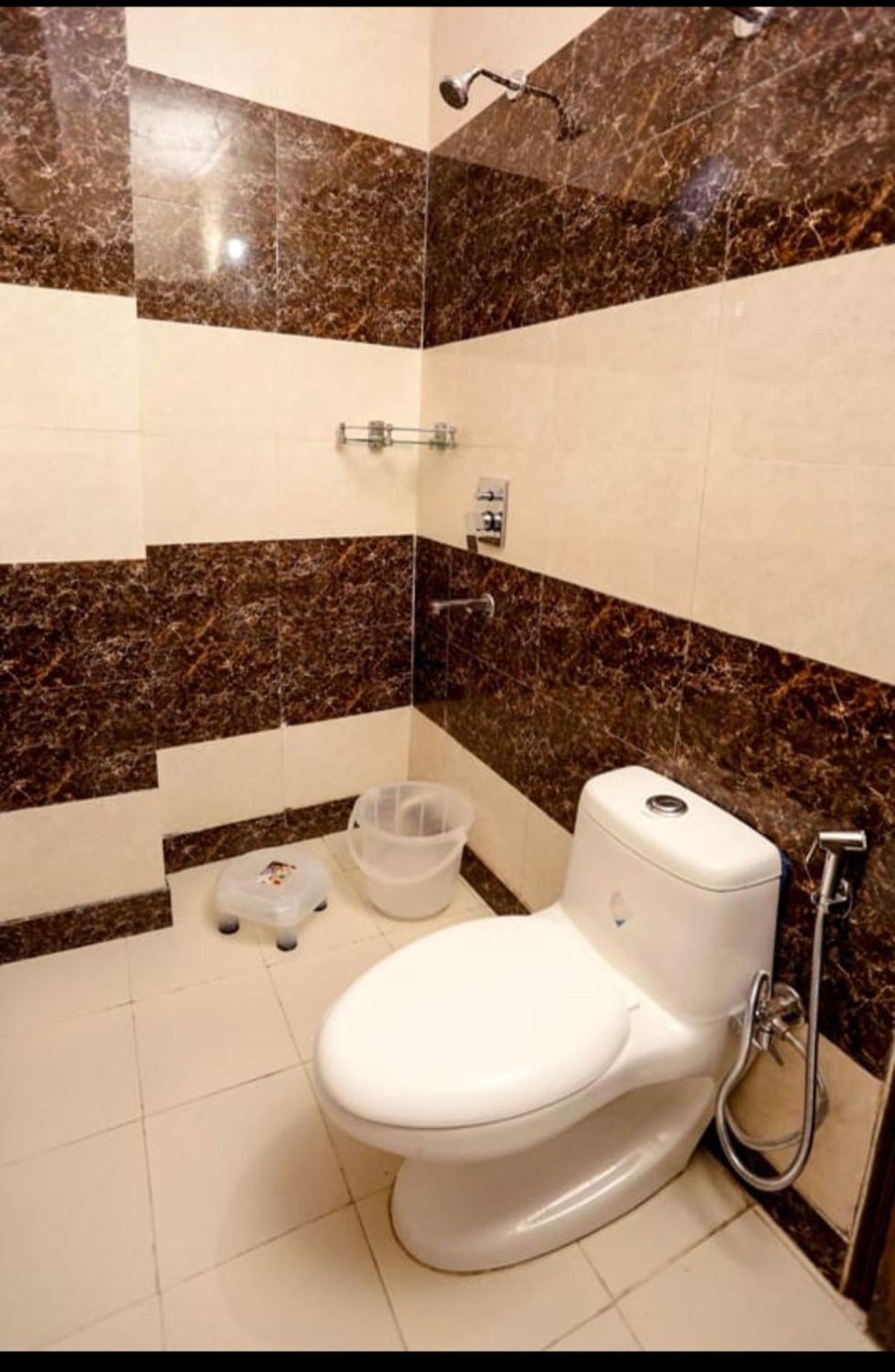 Airport Hotel Edge Home Stay New Delhi Exterior photo