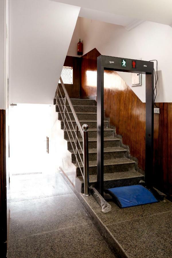 Airport Hotel Edge Home Stay New Delhi Exterior photo